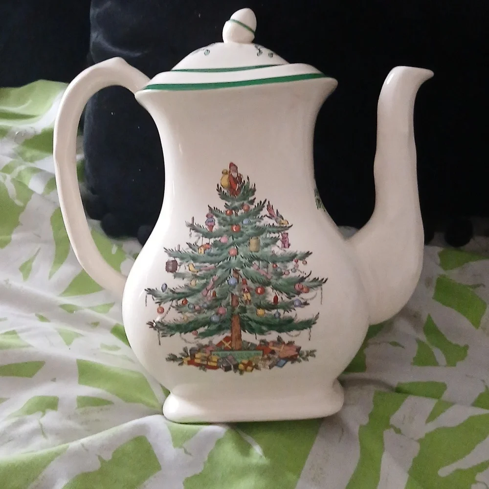 Spode Christmas Tree Pattern Coffee Pot - Picture 1 of 2